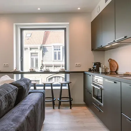 Apartment Renovated On Location In