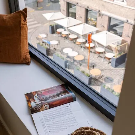 Renovated On Location In Apartment Ghent